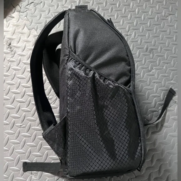 Vivitar Black Camera Backpack - Picture 9 of 15